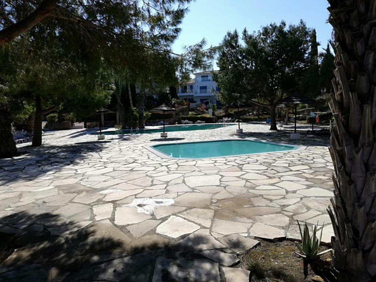 Family Paradise- Luxury Combined With Home Comfort Paphos Esterno foto